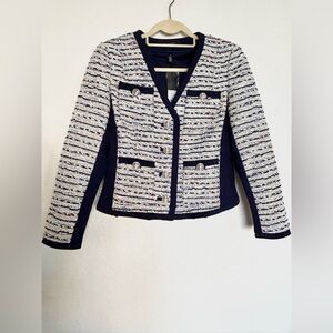 Chic Navy and White Tweed Blazer